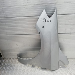 E567/F127/F436 LEWY BŁOTNIK MERCEDES W246