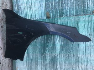 B354/H249 BMW E60 E61 błotnik prawy przedni