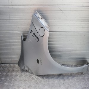 E999/F255/F852/F279 PRAWY BŁOTNIK TOYOTA YARIS II 2005-2012