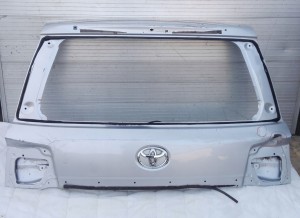 A216 KLAPA TOYOTA LAND CRUISER 200