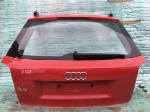 B161 AUDI A3 SPORTBACK KLAPA BAGAŻNIKA Z SZYBĄ