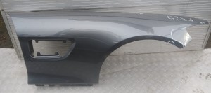 F325  BŁOTNIK MERCEDES W190 GT