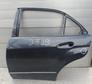 D309 MERCEDES W212 LEWY TYŁ DRZWI