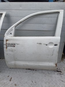 115. TOYOTA HILUX DRZWI LEWE 2005- 4-DRZWIOWY 