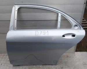 D791 MERCEDES W205 PRAWY LEWY TYŁ DRZWI
