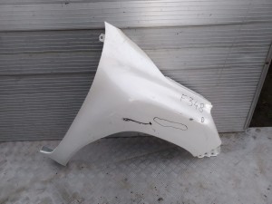 A870/A871/A872/F348 PRAWY BŁOTNIK TOYOTA HILUX 2016-