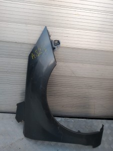 A825 Ford Focus 2008-10 Błotnik przedni przód PRAWY