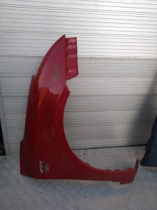 B326/F866/H231 PRAWY BŁOTNIK SUZUKI SWIFT III MK6 2005-