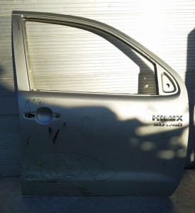 117  TOYOTA HILUX DRZWI PRAWE PRZÓD 2005-2016 4-DRZWIOWY 