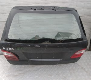 G149 KLAPA BAGAŻNIKA  MERCEDES W211 KOMBI w211 e320