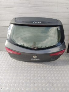 G198 KLAPA BAGAZNIKA  ALFA ROMEO GIULIETTA 2011