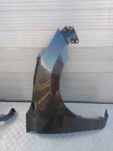 F448/H265 PRAWY BŁOTNIK MAZDA 2 2014-