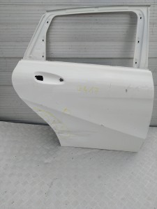 G417 Mercedes B-klasa W246 drzwi prawe prawy tył 