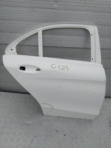 G423/C1062 DRZWI prawe TYŁ MERCEDES W205