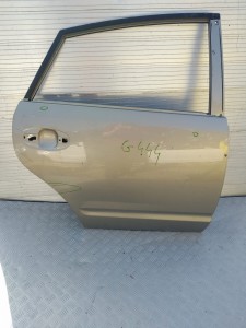G444 DRZWI PRAWY TYŁ TOYOTA PRIUS II 2003-2009 
