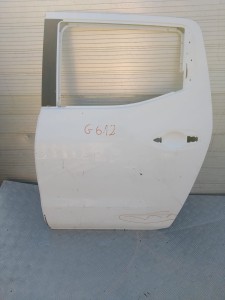 G612 NISSAN NAVARA NP300 IV D23 DRZWI TYŁ  lewe lewy