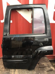 B197 Jeep GRAND CHEROKEE LEWE TYLNE DRZWI