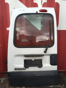 B185 Renault Kangoo tylna klapa bagażnika lewa str