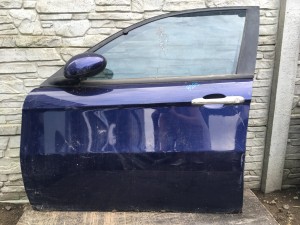 B202 ALFA ROMEO 147 przednie lewe drzwi Z SZYBĄ