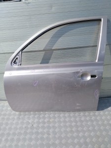 C1069 NISSAN MICRA K12  LEWE PRZÓD 5-DRZWIOWY