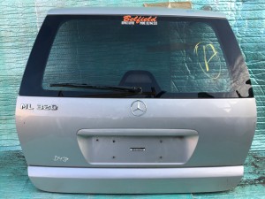 B36 Mercedes W163 klapa bagażnika srebrna z szybą
