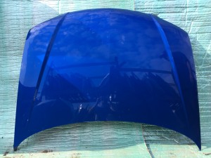 B86 Mazda 323 2000-03 Maska POKRYWA SILNIKA