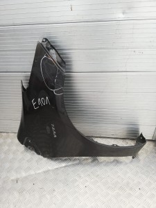 E101/E427/E814/F282/F794/F837 PRAWY BŁOTNIK TOYOTA YARIS II 2006 - 09