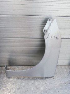E154 LEWY BŁOTNIK HYUNDAI ACCENT 2010-